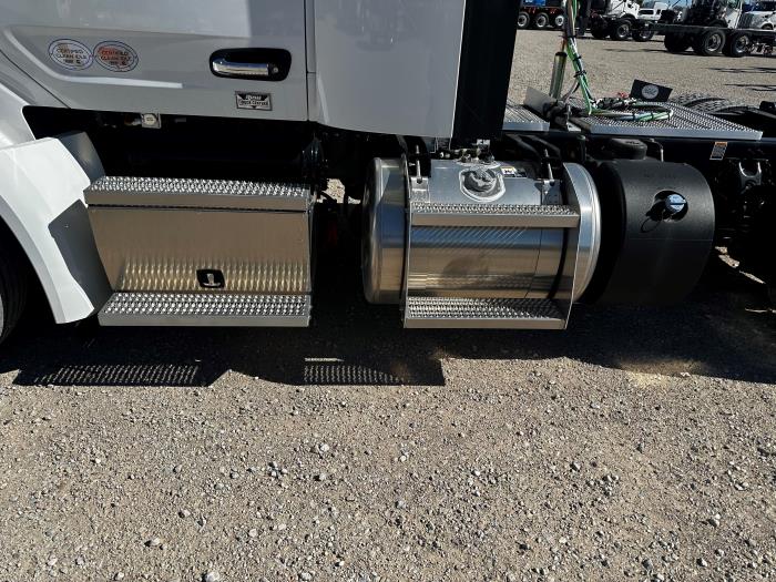 2025 Peterbilt 579-12