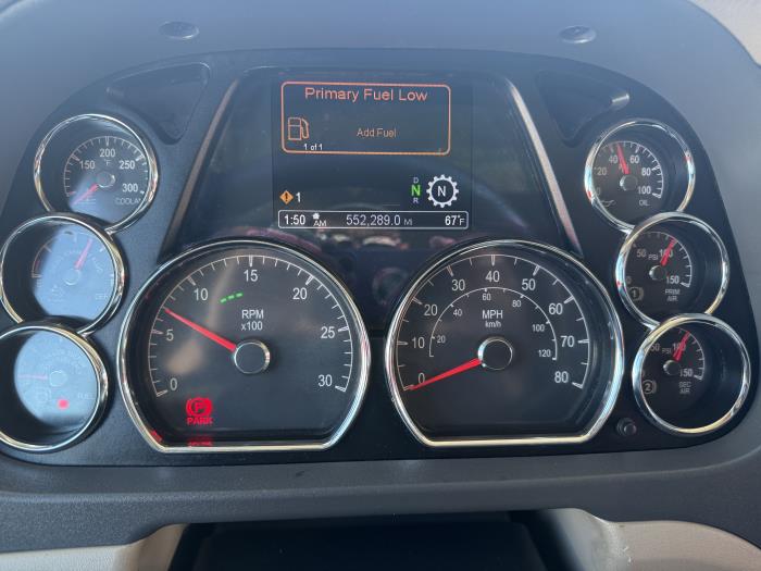 2022 Peterbilt 579-6