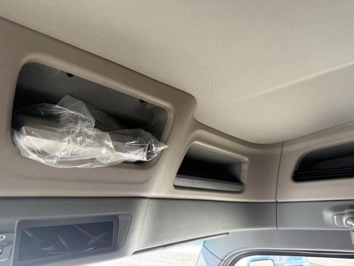 2022 Peterbilt 579-8