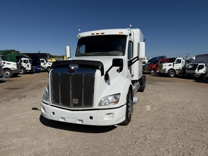 2022 Peterbilt 579-21