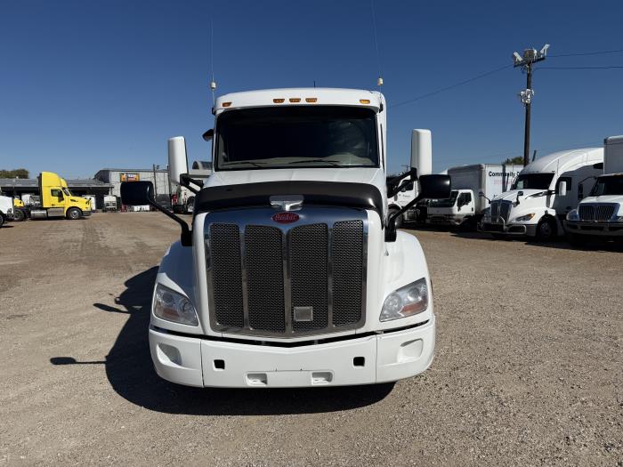 2022 Peterbilt 579-22