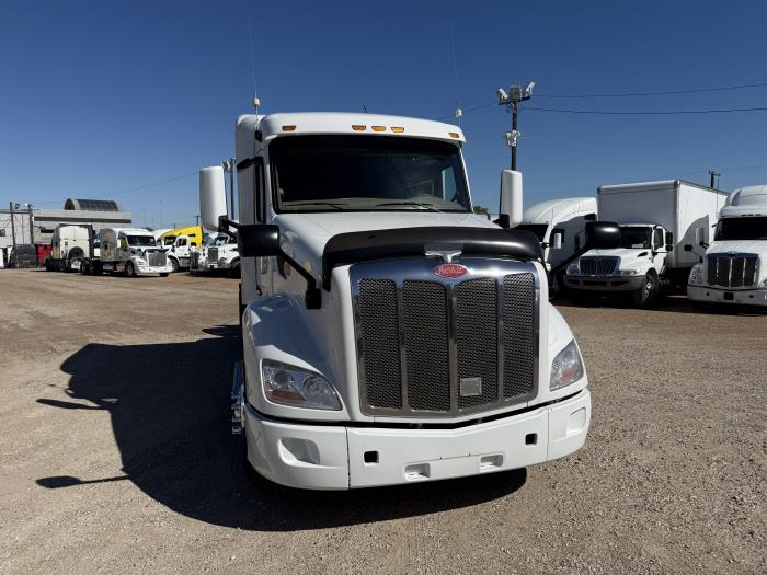 2022 Peterbilt 579-23