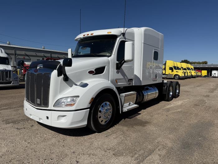 2022 Peterbilt 579-20