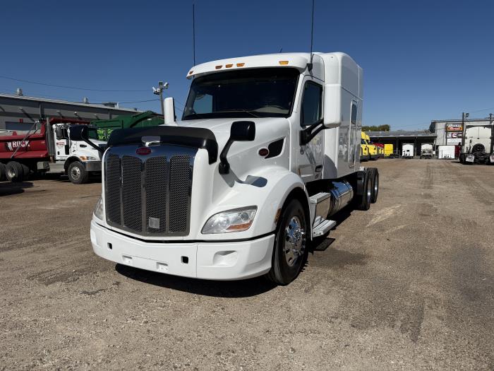 2022 Peterbilt 579-21