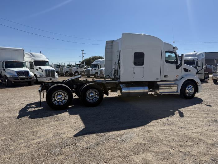 2022 Peterbilt 579-31