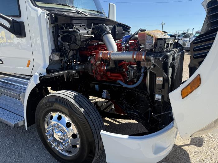 2022 Peterbilt 579-46