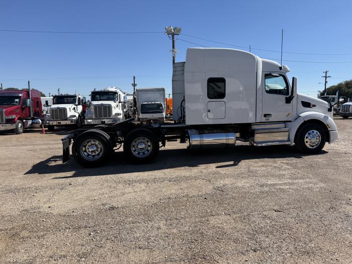 2022 Peterbilt 579-31