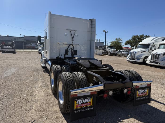 2022 Peterbilt 579-39