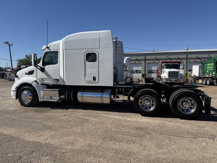 2022 Peterbilt 579-42