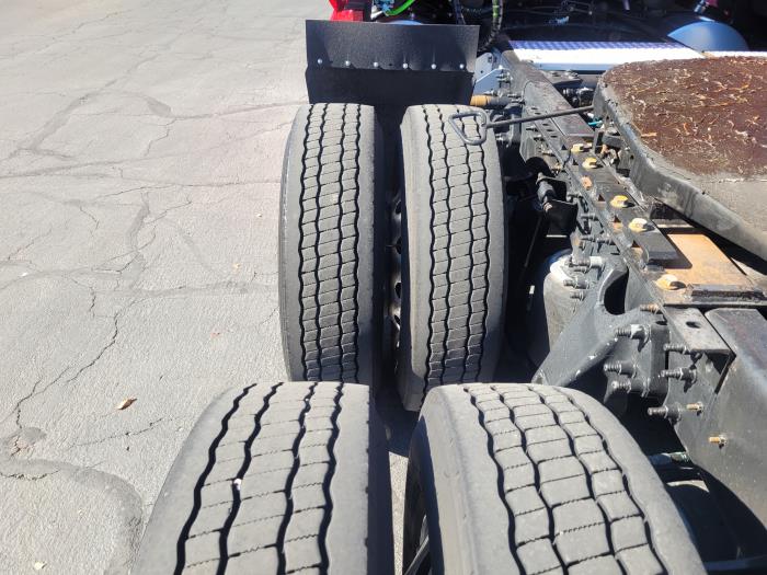 2022 International LT625-9