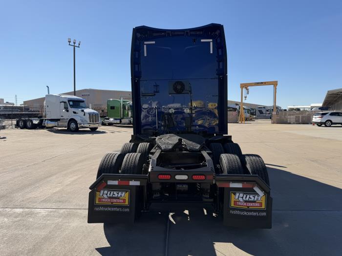 2022 Peterbilt 579-4