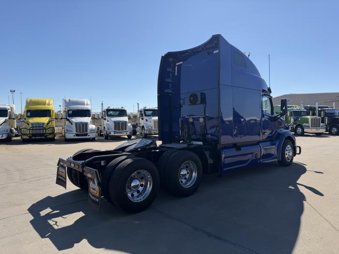 2022 Peterbilt 579-5