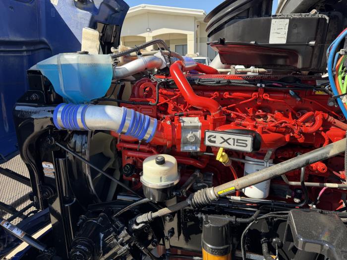 2022 Peterbilt 579-17