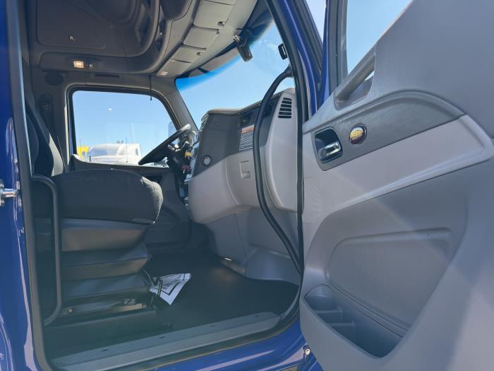 2022 Peterbilt 579-22