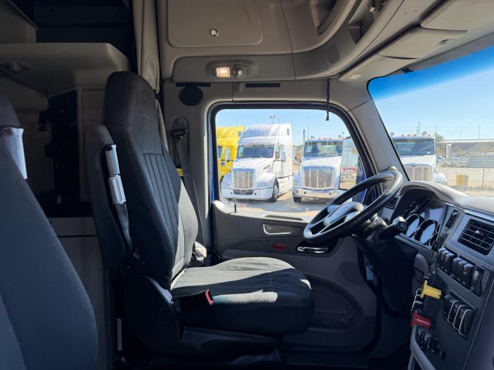 2022 Peterbilt 579-23