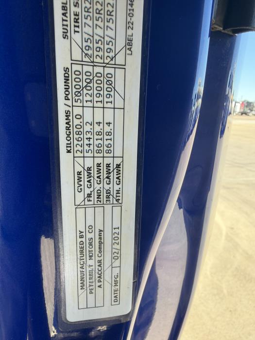 2022 Peterbilt 579-26