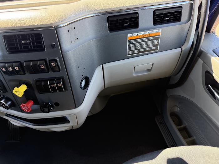 2022 Peterbilt 579-35