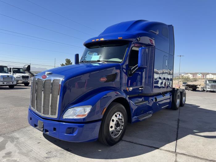 2022 Peterbilt 579-1
