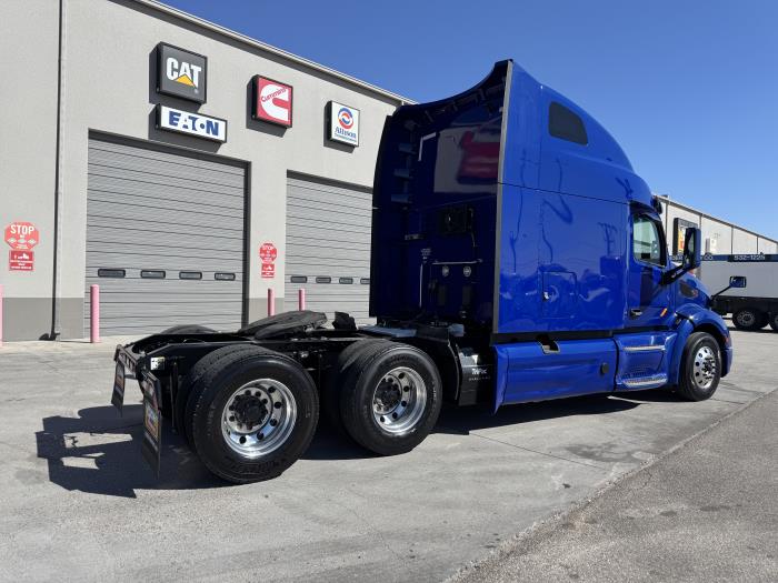 2022 Peterbilt 579-5