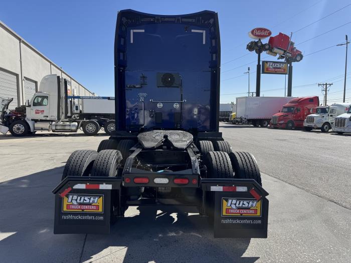 2022 Peterbilt 579-6