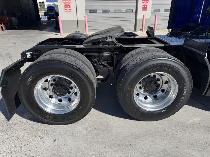 2022 Peterbilt 579-11