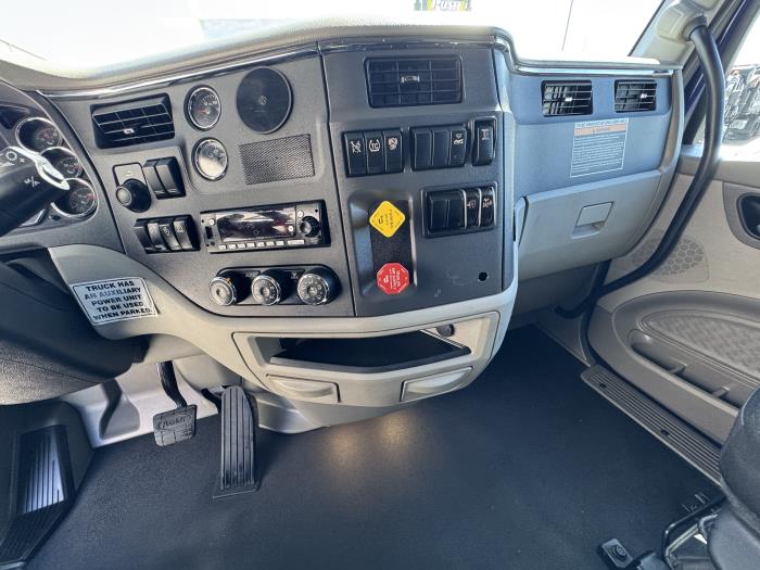 2022 Peterbilt 579-19