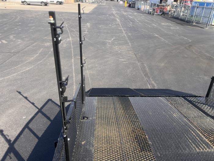 2025 Isuzu NPR-HD-23