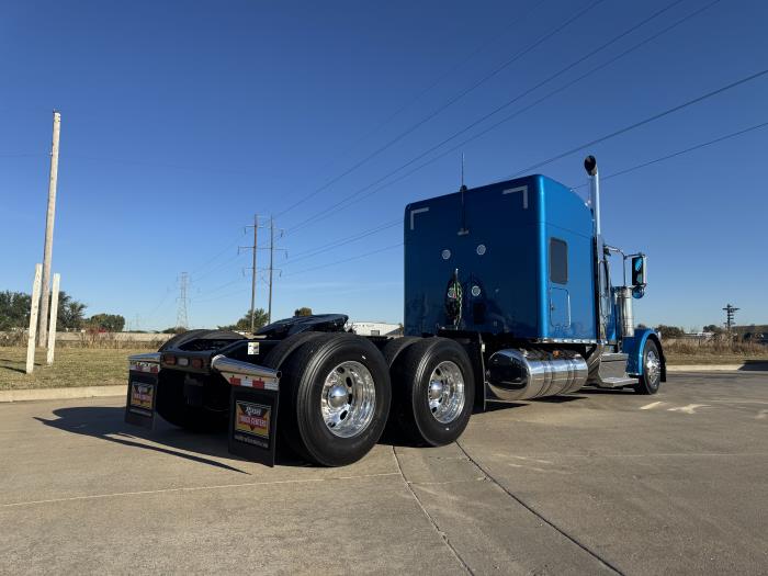 2026 Peterbilt 589-6