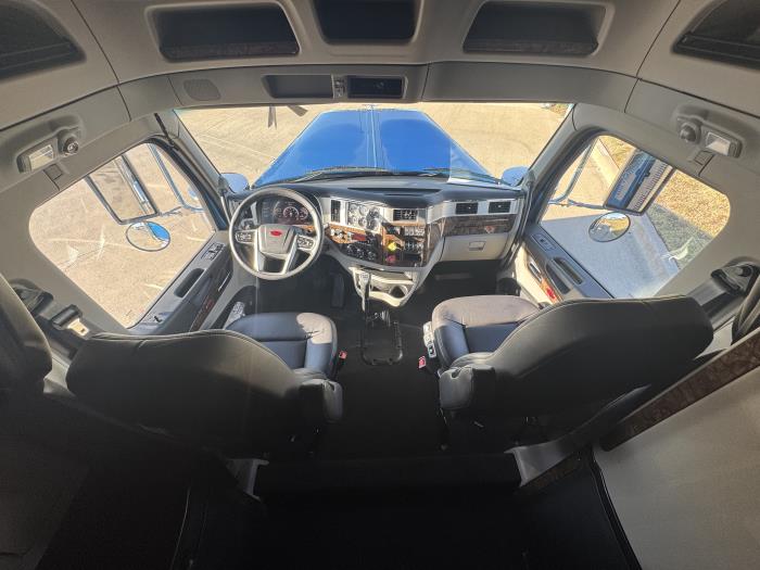 2026 Peterbilt 589-20