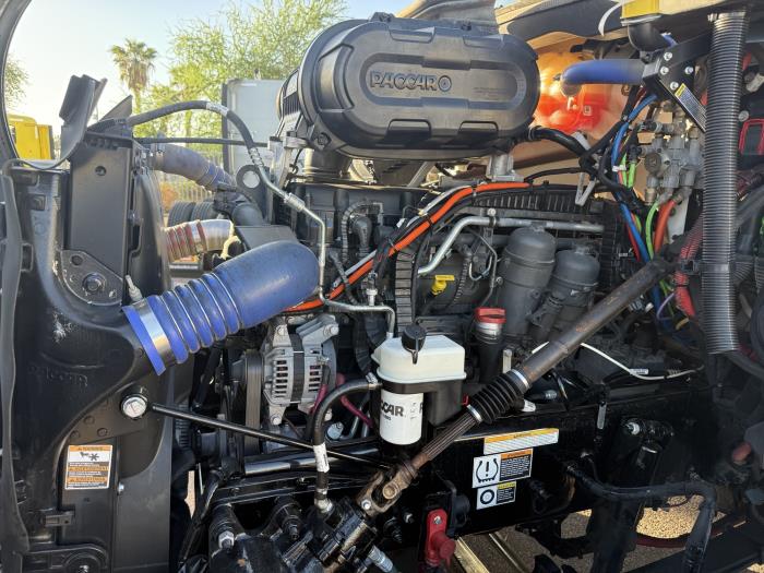 2023 Peterbilt 579-8