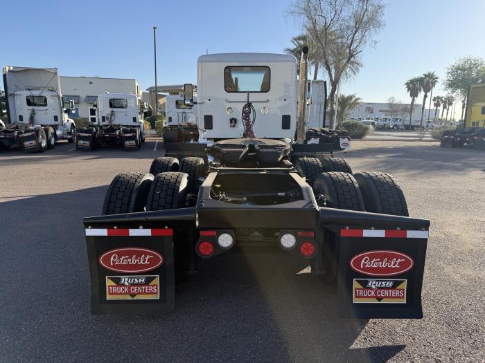 2023 Peterbilt 579 photo 4