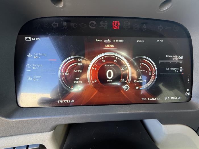 2023 Peterbilt 579-12