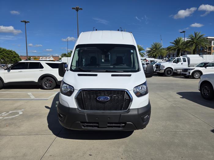 2025 Ford Transit-350-2