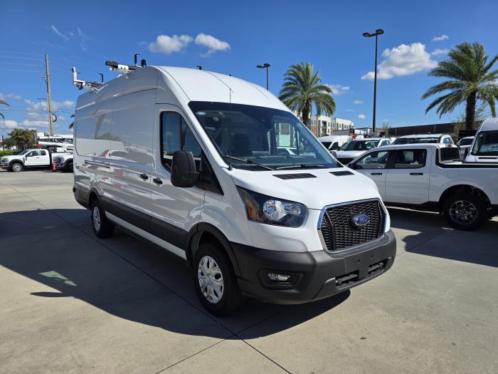 2025 Ford Transit-350-3