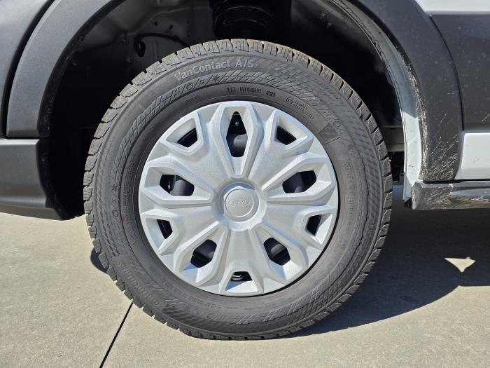 2025 Ford Transit-350-10