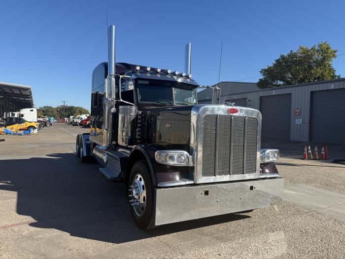 2023 Peterbilt 389-21