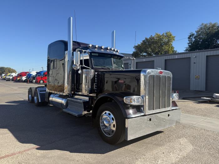 2023 Peterbilt 389-22