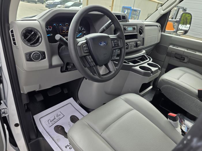 2026 Ford E-450-12