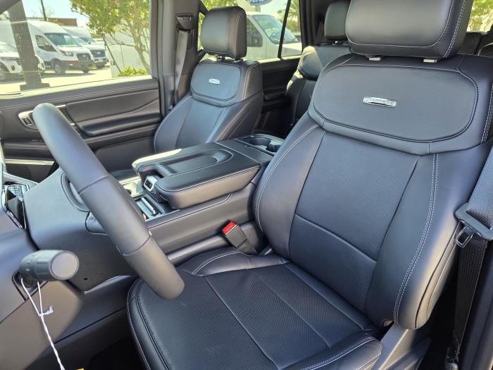 2025 Ford Expedition-20