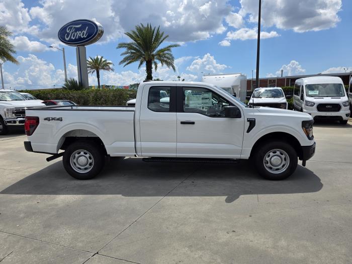 2025 Ford F-150-4