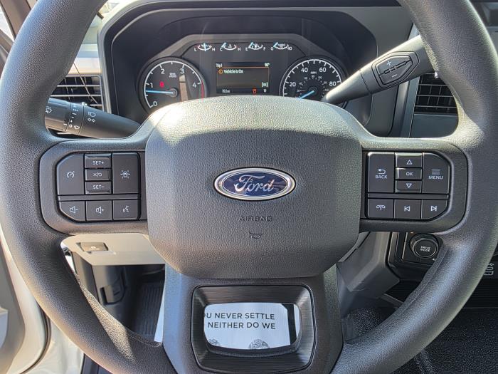 2025 Ford F-350-17