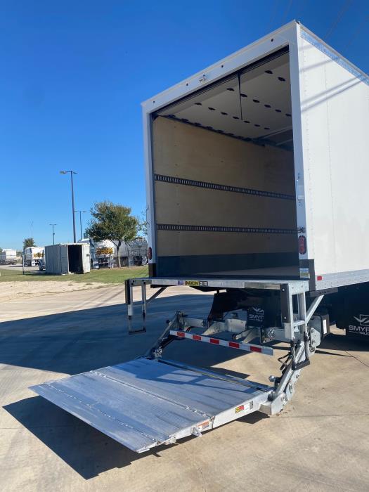 2025 Peterbilt 536-10