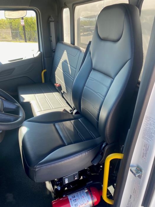 2025 Peterbilt 536-13