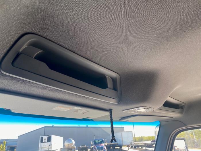 2025 Peterbilt 536-17