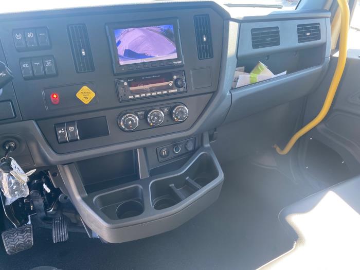 2025 Peterbilt 536-15