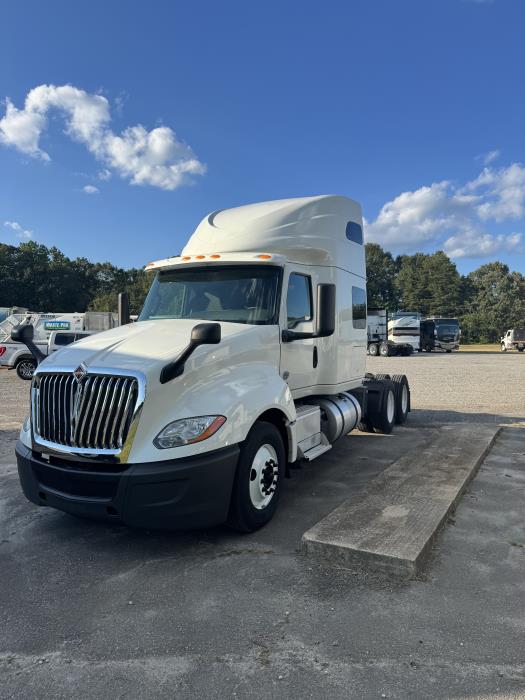 2020 International LT625-5