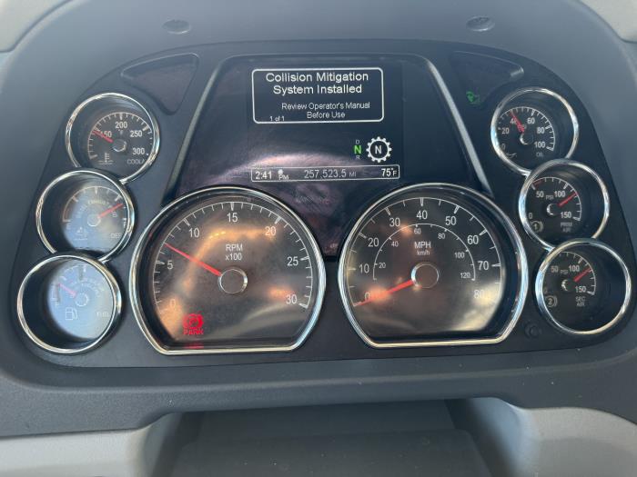 2021 Peterbilt 579-5