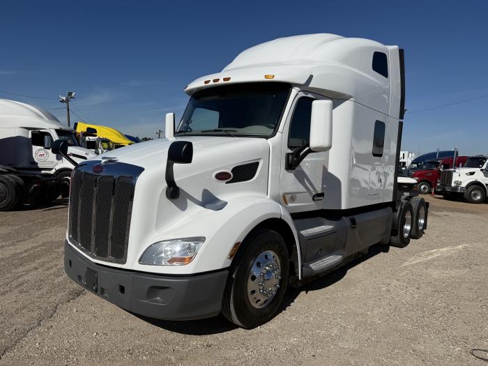 2021 Peterbilt 579-15