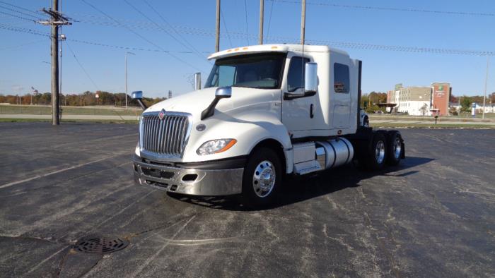 2021 International LT625-1