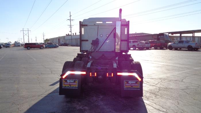 2021 International LT625-6